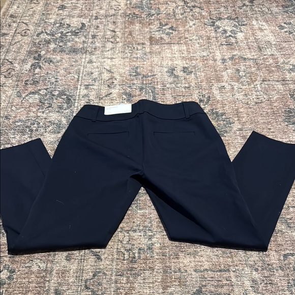 Women’s LOFT navy skinny ankle petite dress pants - Picture 3 of 3